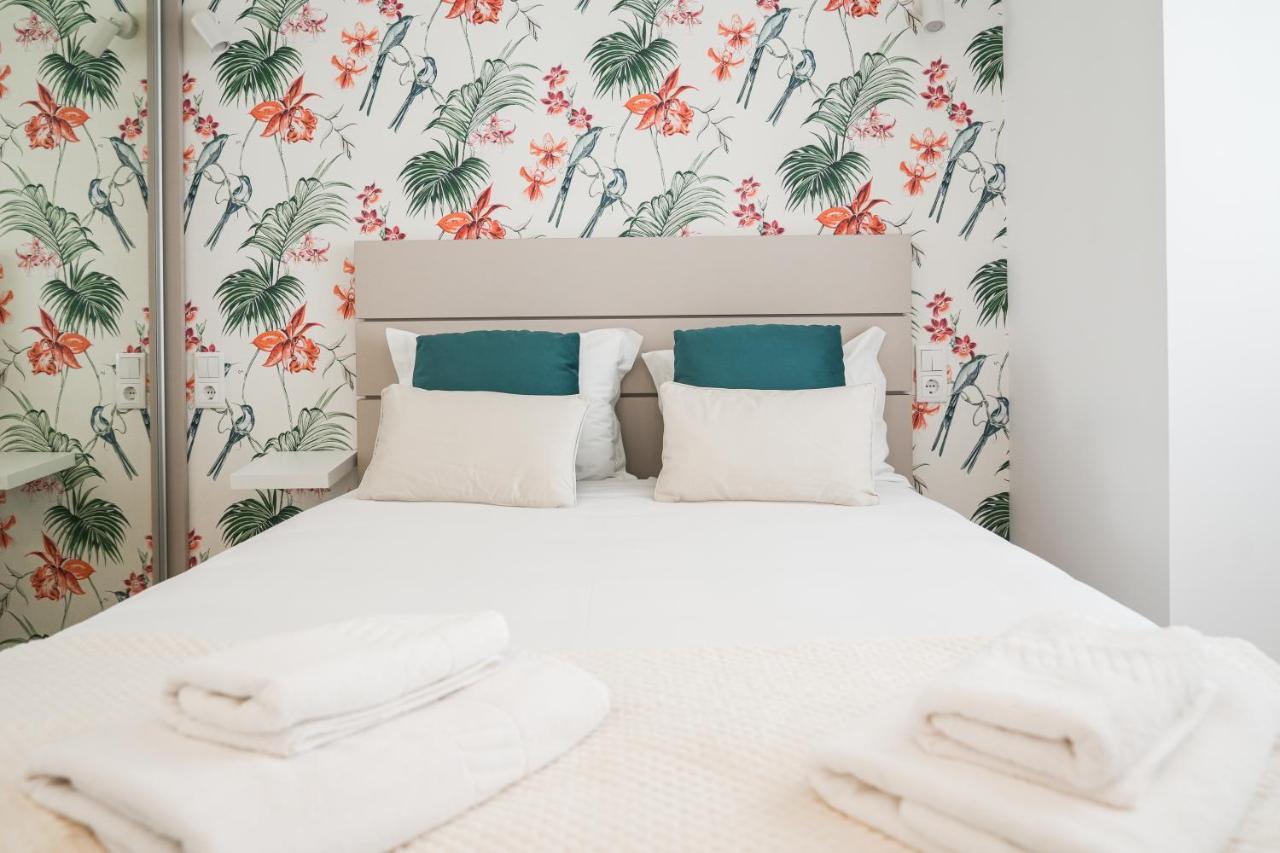 Nazare One Bedroom, 2 Mins From The Beach ภายนอก รูปภาพ